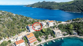 Apartments by the sea Zaklopatica, Lastovo - 12452